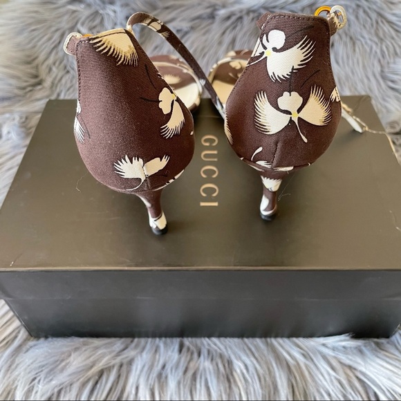 GUCCI orchid print ankle strap heels - Picture 9 of 15